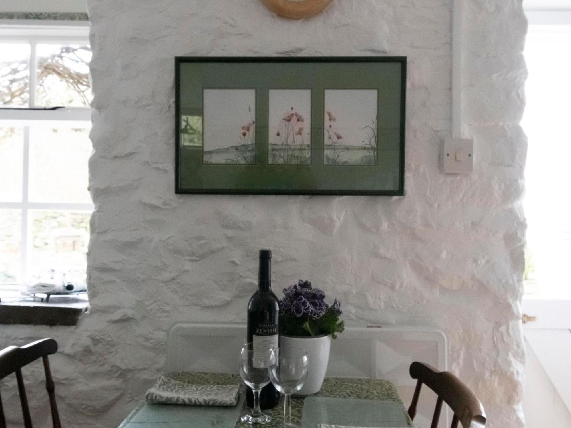 Secluded Holiday Home In Ceredigion With Garden Pennant  エクステリア 写真