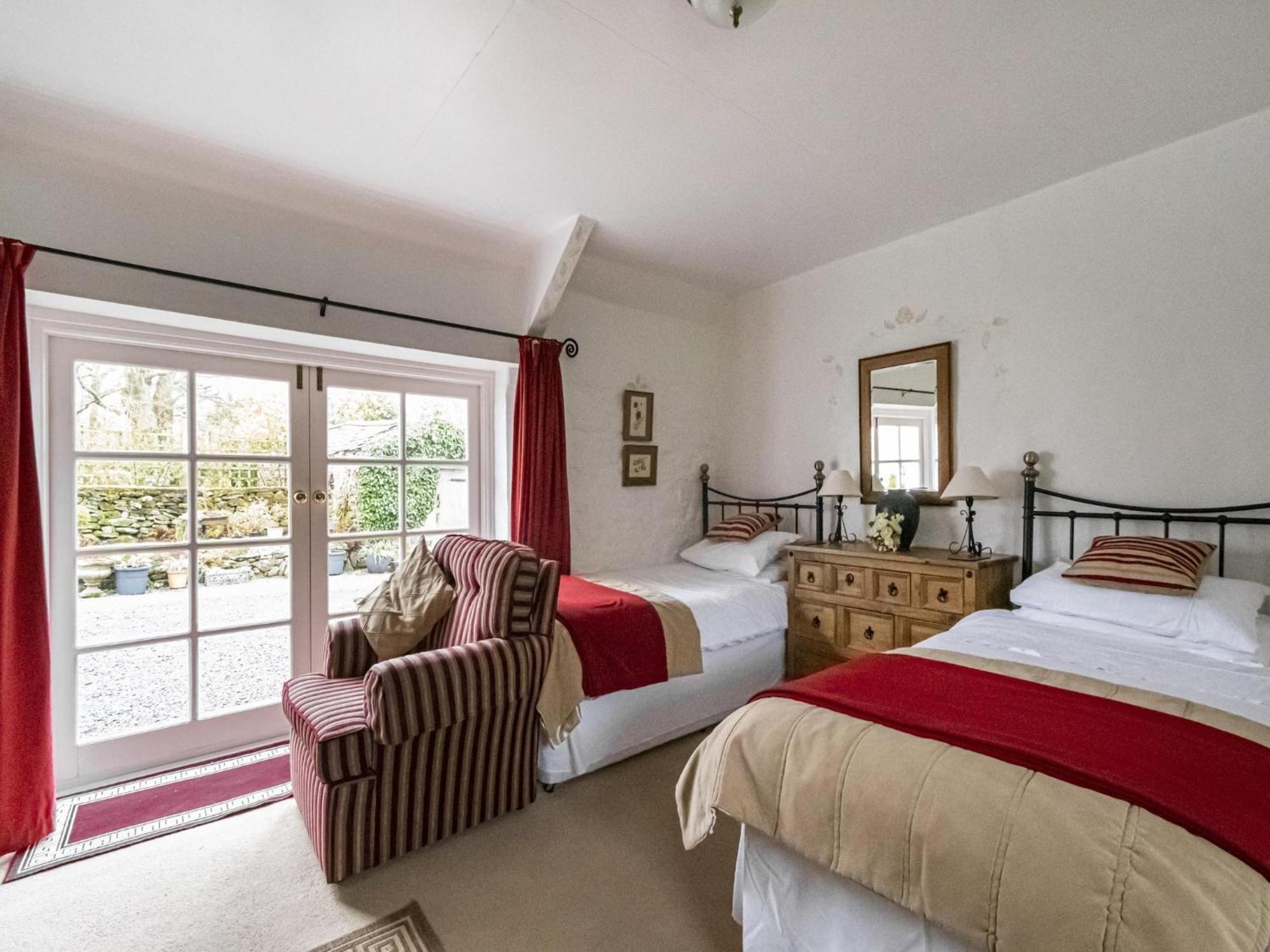 Secluded Holiday Home In Ceredigion With Garden Pennant  エクステリア 写真