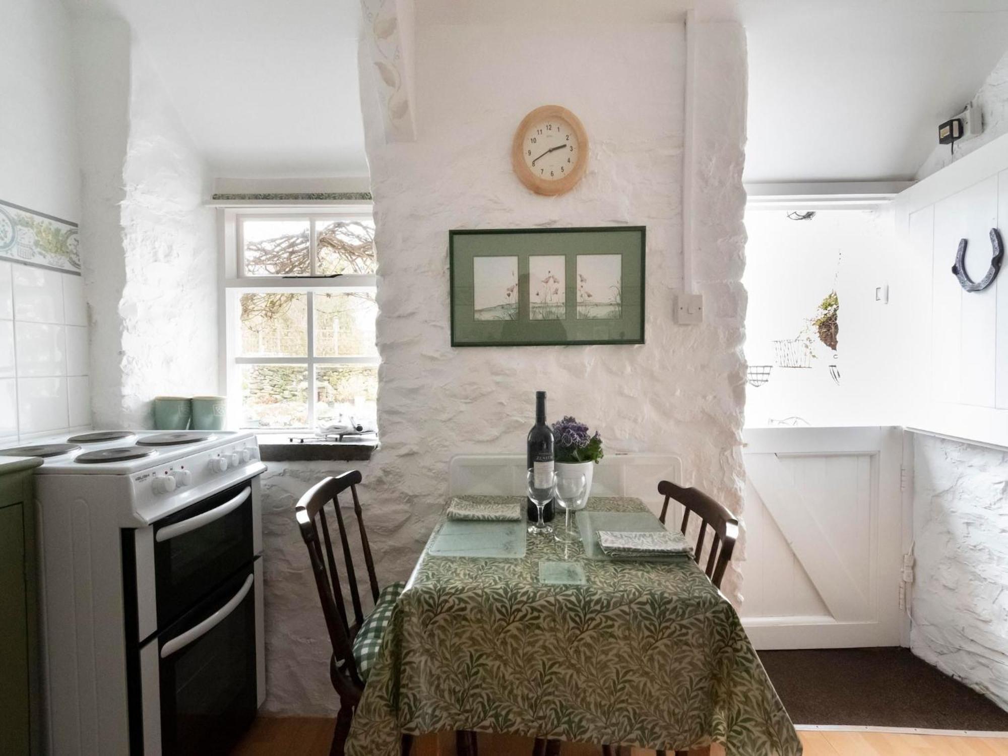 Secluded Holiday Home In Ceredigion With Garden Pennant  エクステリア 写真